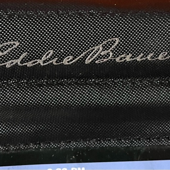 Eddie Bauer Black SmartShield Tablet Saver - Picture 6 of 7